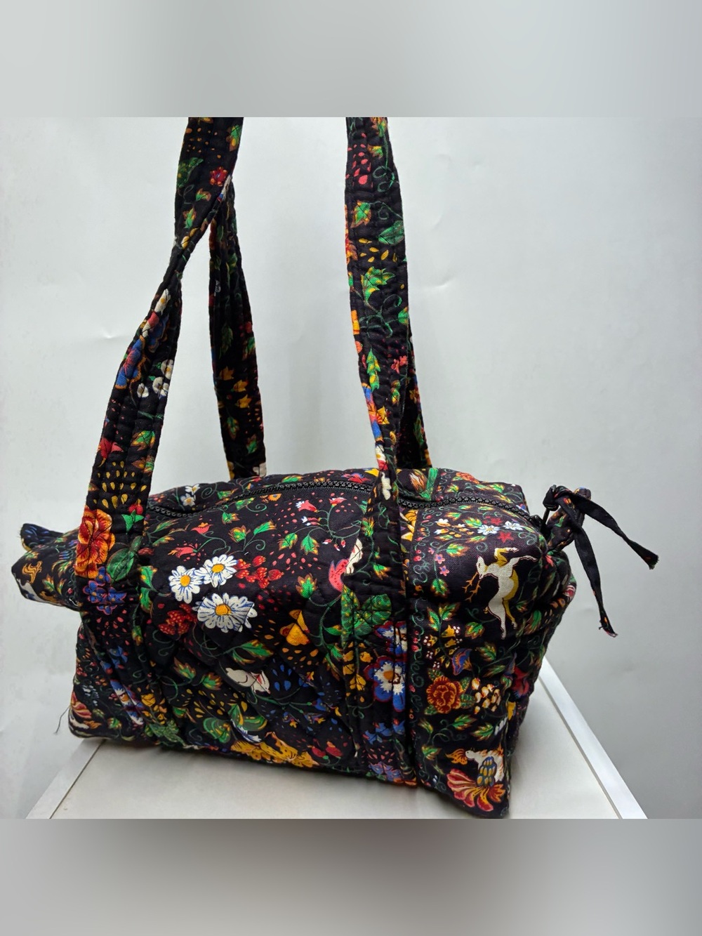Vintage Vera Bradley Tavern on the Green Floral Animals Purse Handbag Barrel - Picture 2 of 8